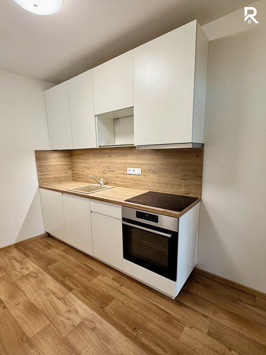 Pronájem bytu 2+kk 45 m²